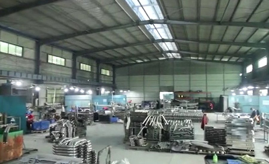Inside the Yirox production hall for automotive parts manufacturing