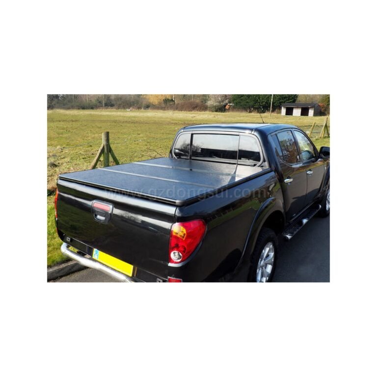 Yirox Aluminum Hard Tri-Fold Bed Cover for Hilux Revo for pickup truck bed protection