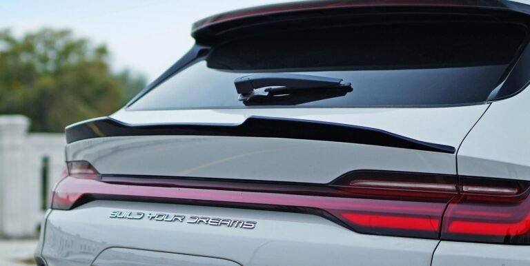 Mid Spoiler Wing for BYD Song Plus 2023-2025 - mid spoiler wing gloss black installed overview