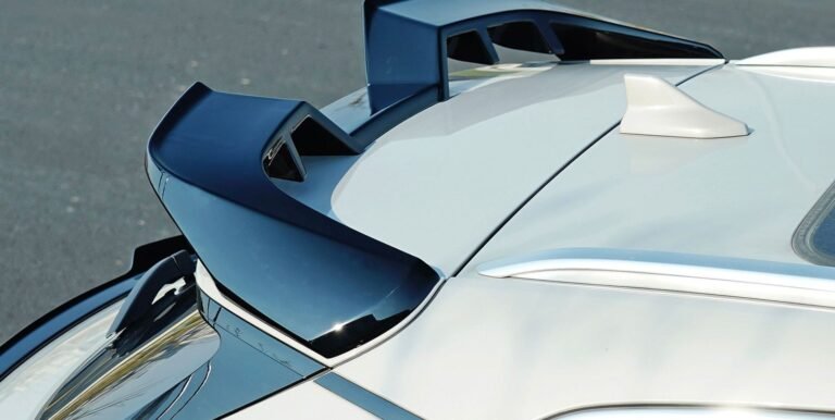 Roof Spoiler Wing for BYD Song Plus 2023-2025 - roof spoiler wing gloss black installed overview
