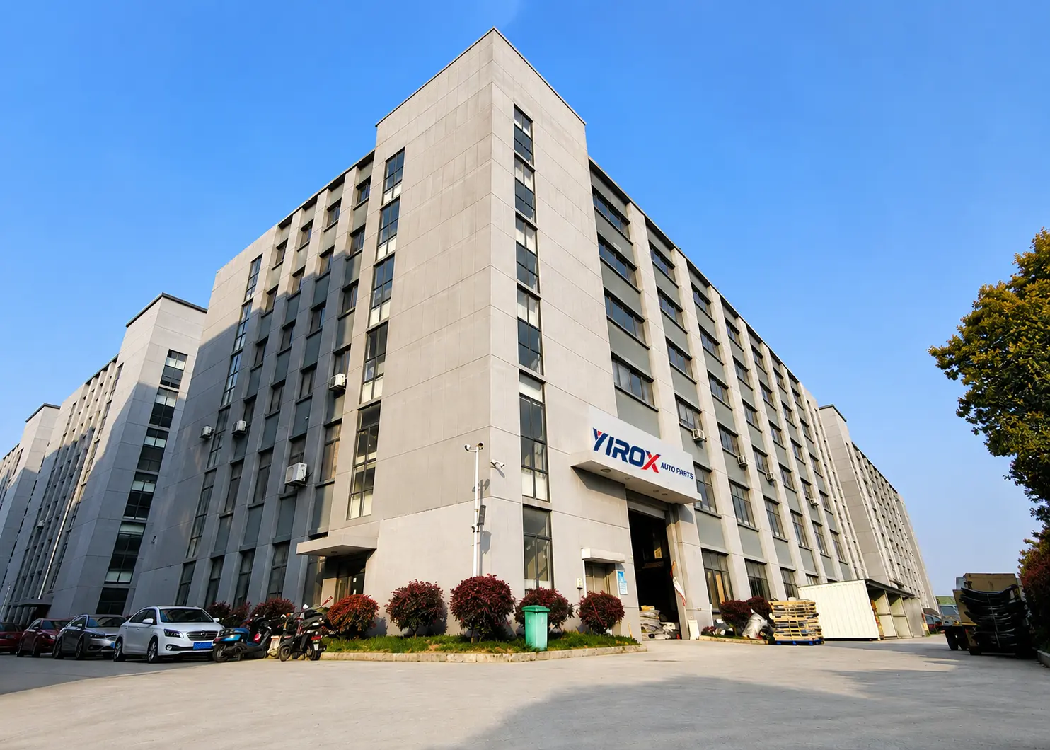 About 1 Yirox 20,000 m² automotive parts manufacturing facility