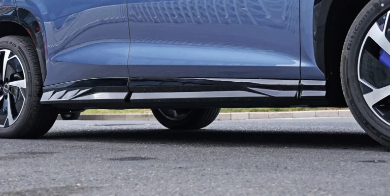 Side Skirts for BYD Sealion 7 2024-2025 - side skirts installed overview