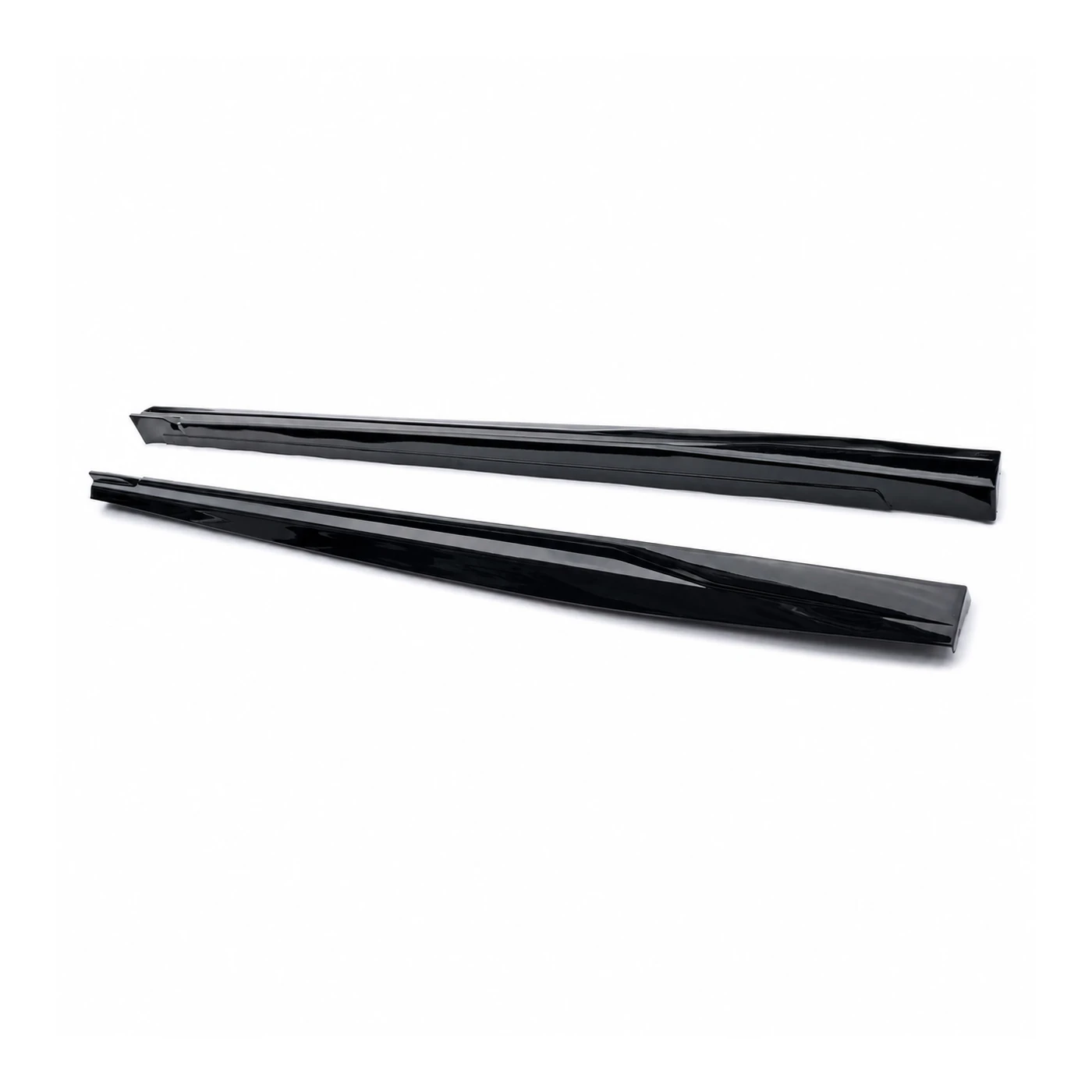 BYD Body Kit Guide: Front Lips, Side Skirts, Diffusers & Spoilers Explained 4 DC-style side skirts for BYD Seal 07 DM-i shown on a white background