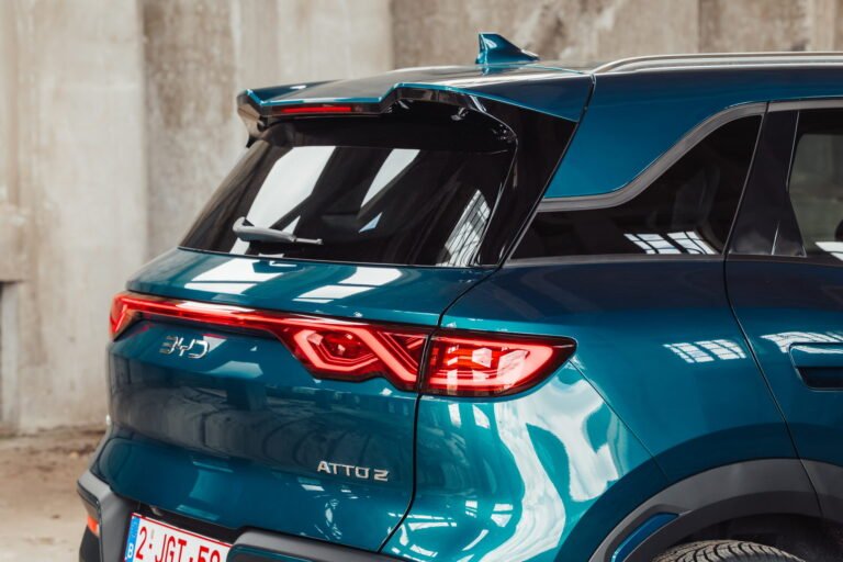 BYD ATTO 2 DM-i rear exterior detail
