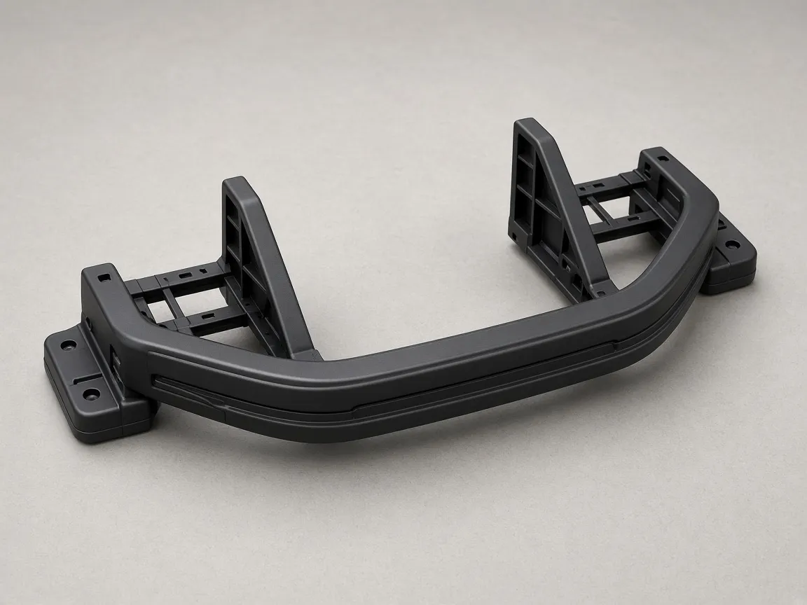 PP Plástico y TPO para Parachoques de Automóvil y Piezas Exteriores 10 Black plastic front bumper guard for a pickup truck