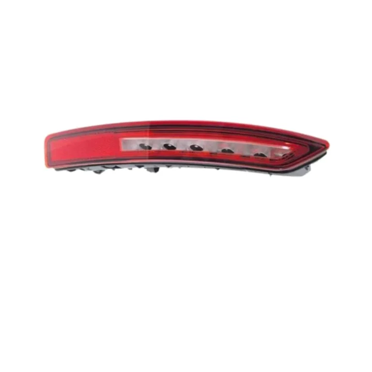 BYD BAO 5 updated-style right rear bumper lamp on white background