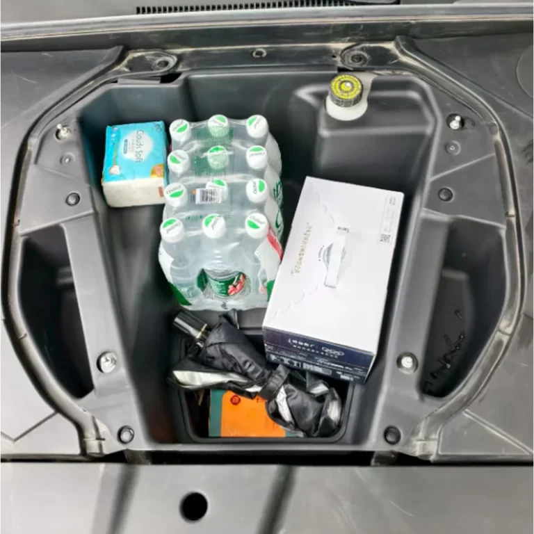 Qin Plus EV Frunk Storage Box Top-Down Loaded
