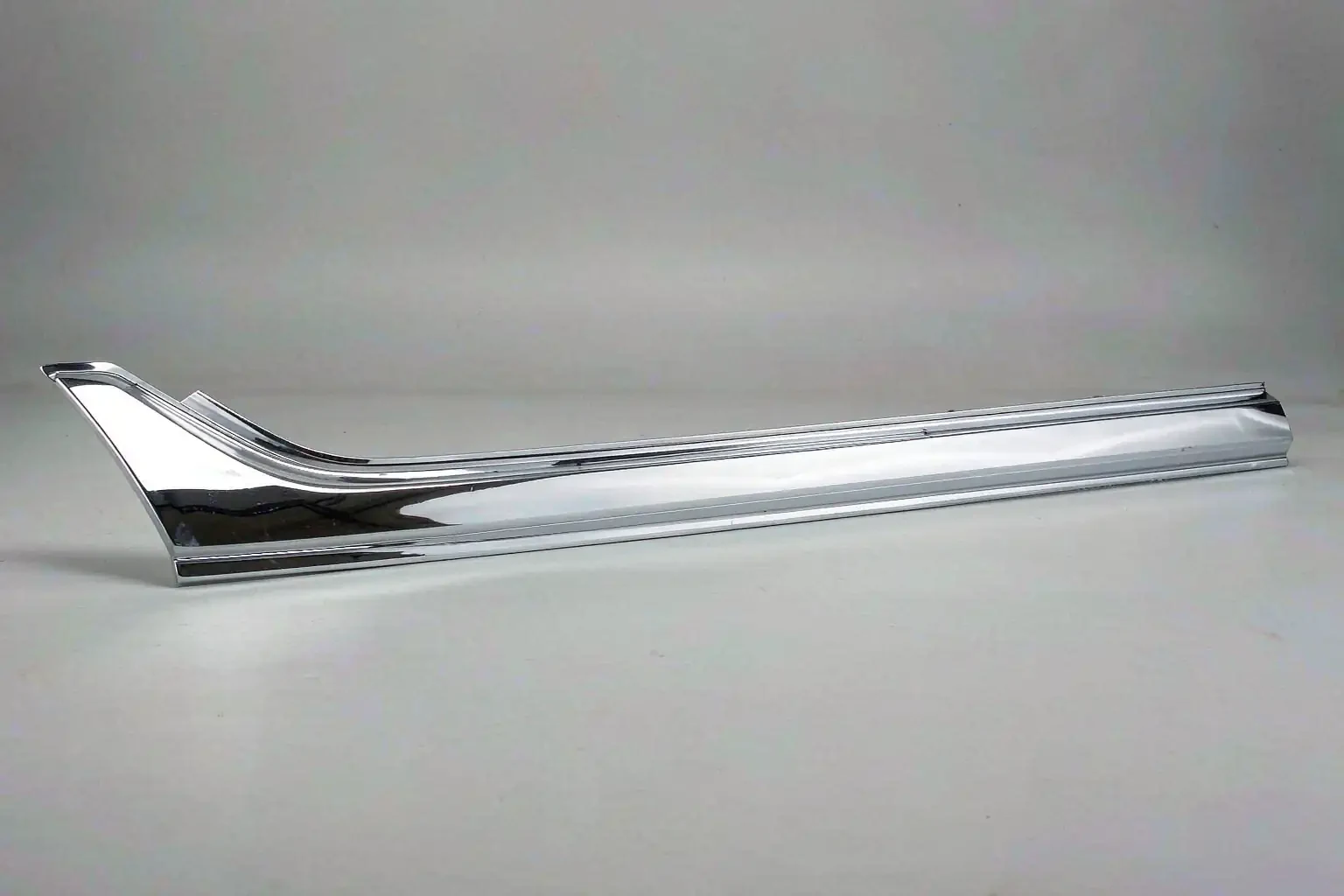 ABS Plastic for Automotive Exterior Parts: Properties & Uses 7 Chrome plated plastic exterior trim strip