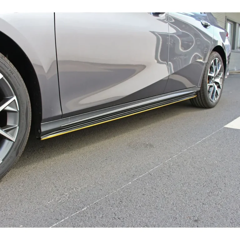 Gac Empow Side Skirts Yellow Line Installed
