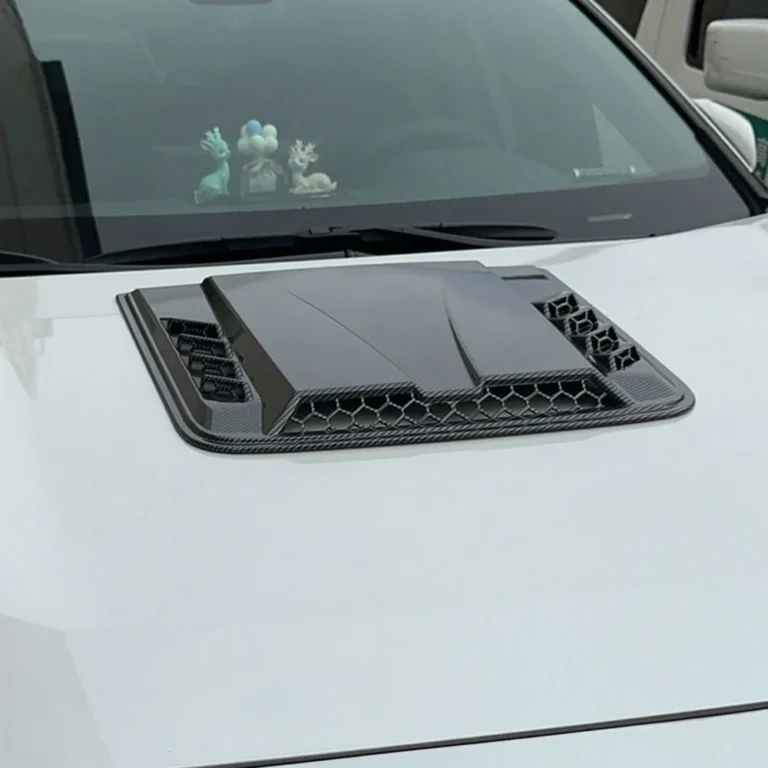 Universal Car Hood Vent Scoop Carbon Fibre Pattern Installed Side