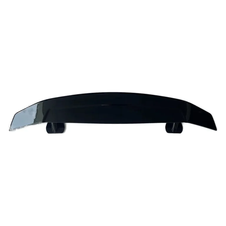 spoiler traseiro universal preto brilhante 134 cm em fundo branco