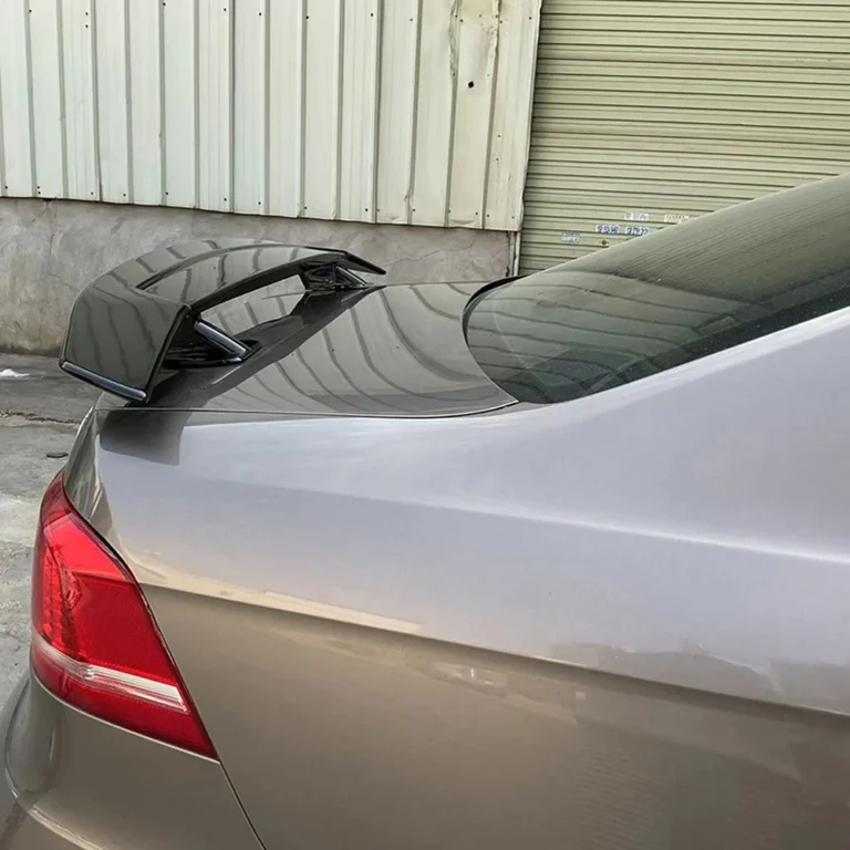 Universal Rear Wing Spoiler 134Cm Installed Saloon Side