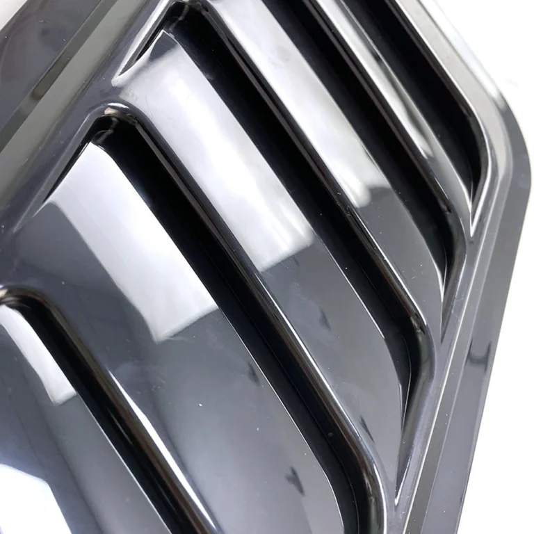 Universal Shark Gill Side Vent Louvre Detail