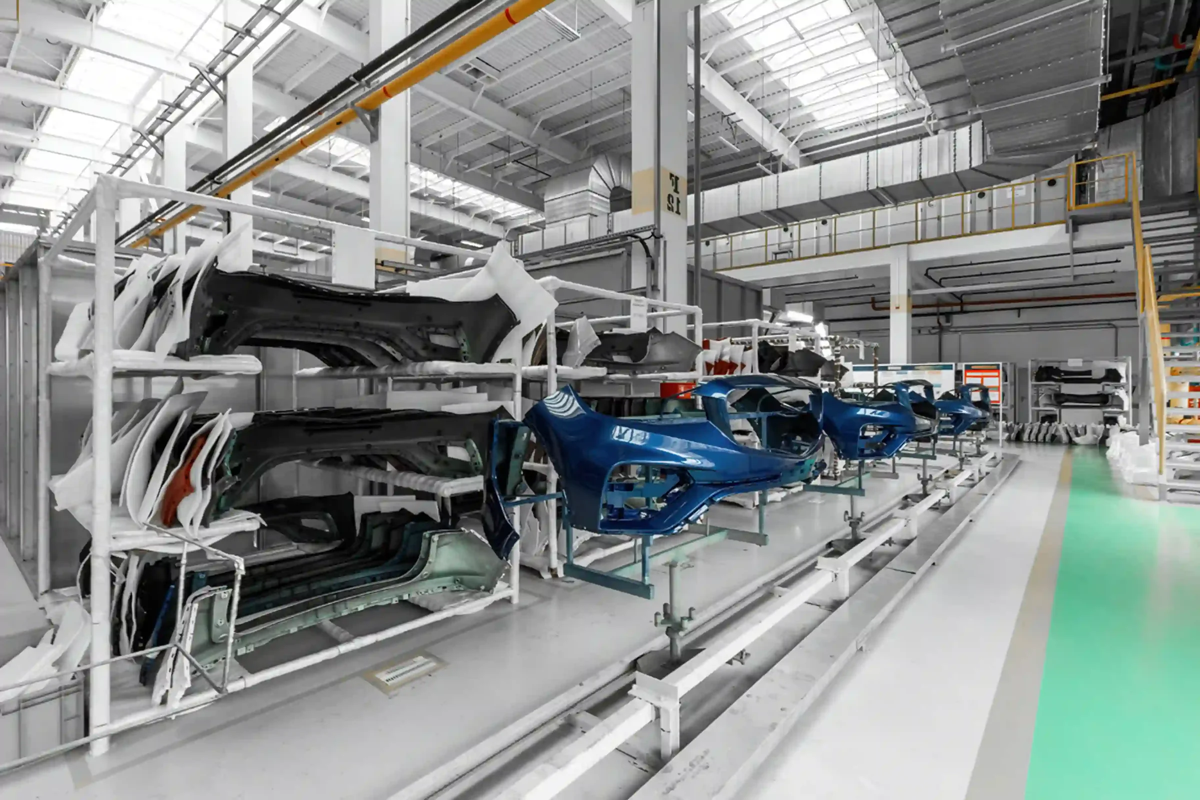 Solutions 7 Bumpers and exterior parts on the production line in the Yirox factory in Wuxi